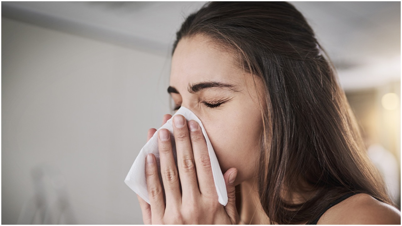 sneeze-is-coming-again-and-again-is-there-allergy477